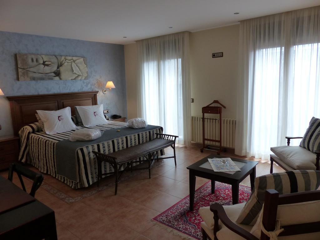Les Truites Adults Only 3* Pas De La Casa